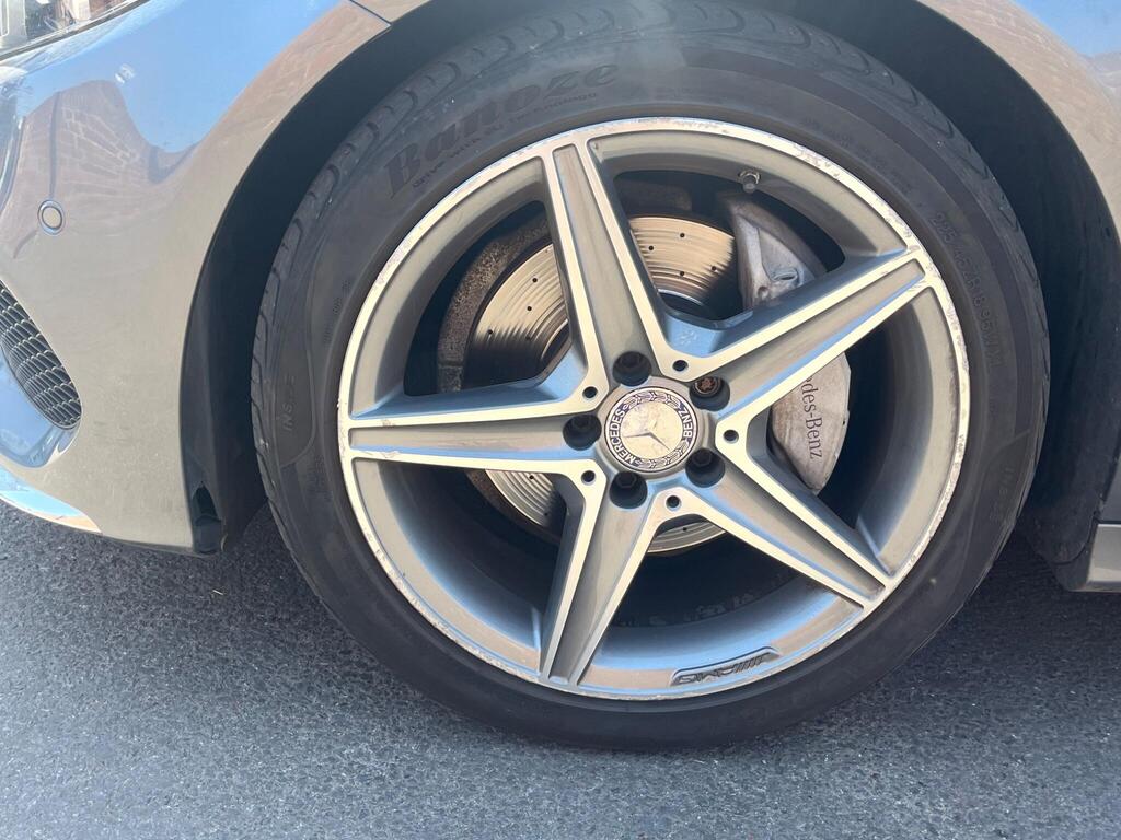 Mercedes-Benz C Class 27