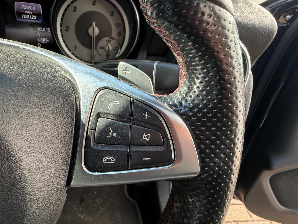 Mercedes-Benz GLA 30