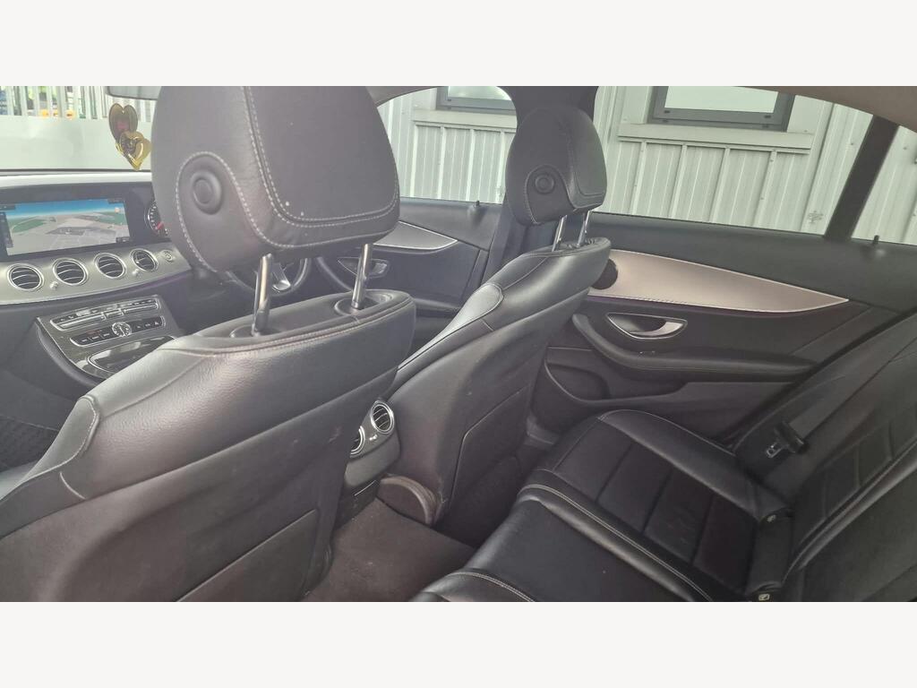 Mercedes-Benz E Class 41