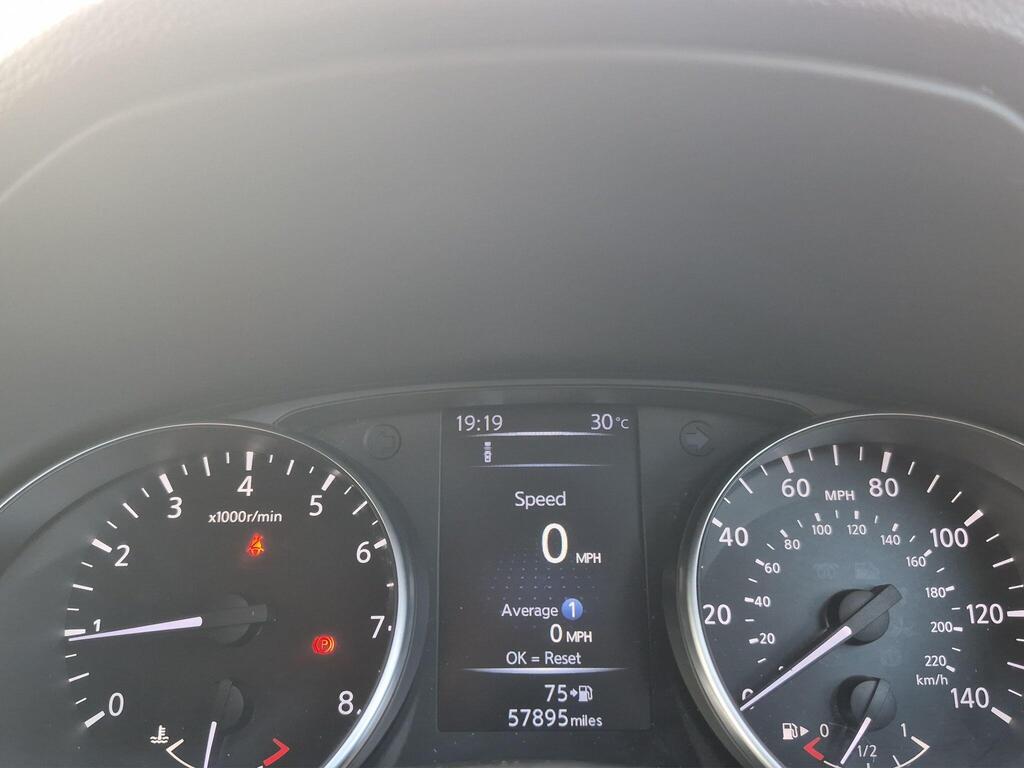 Nissan Qashqai 40