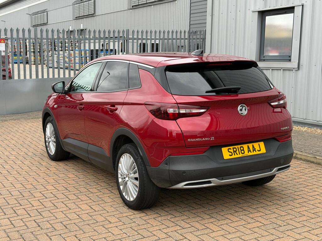 Vauxhall Grandland X 5