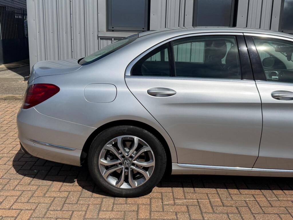 Mercedes-Benz C Class 56