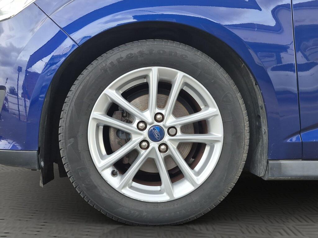 Ford C-Max 34