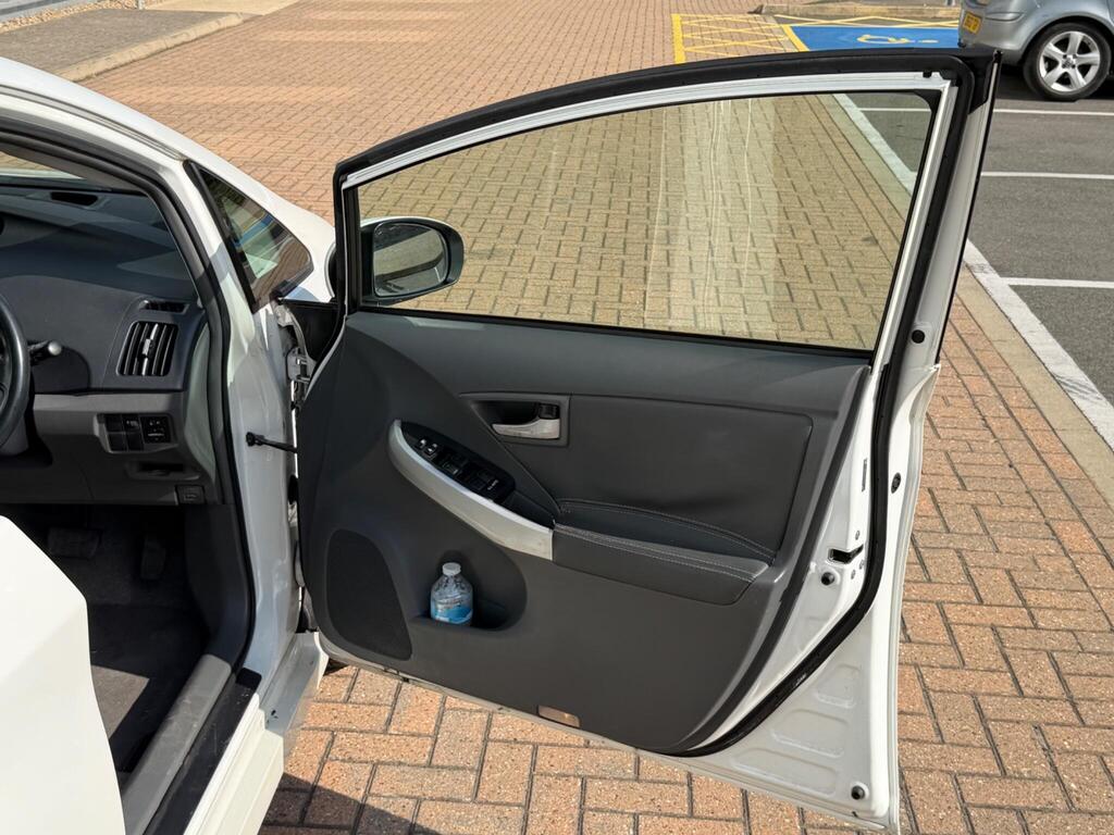Toyota Prius 15