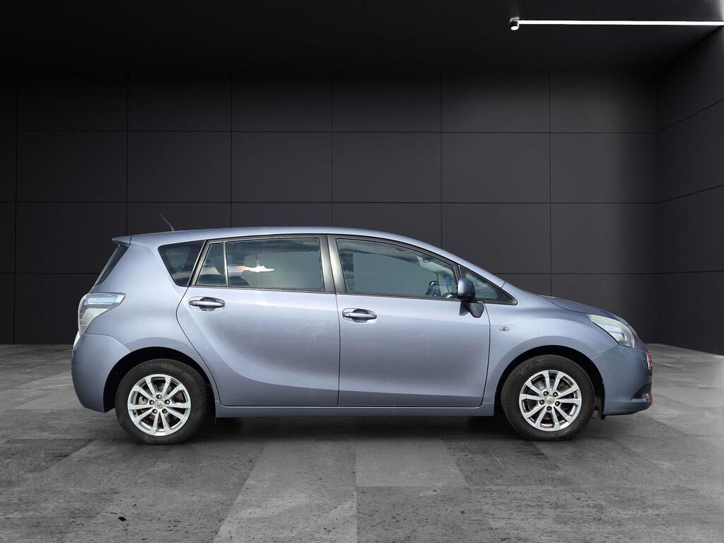 Toyota Verso 7
