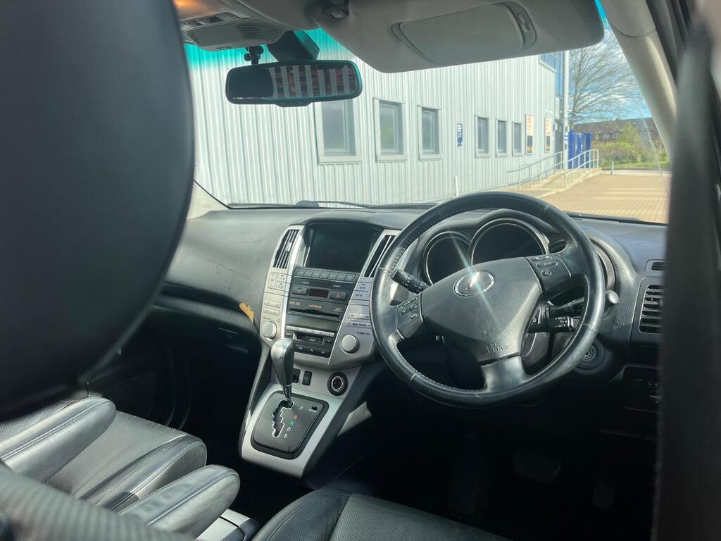 Lexus RX 29