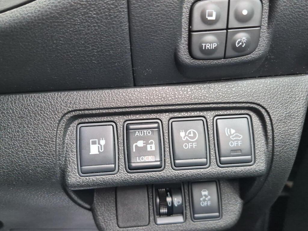 Nissan Leaf 25