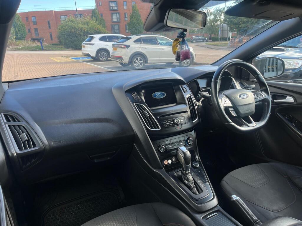 Ford Focus 27