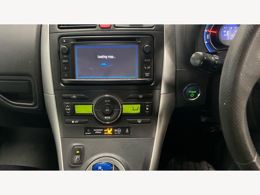 Toyota Auris 5