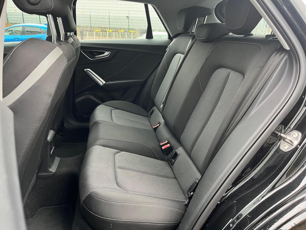 Audi Q2 61