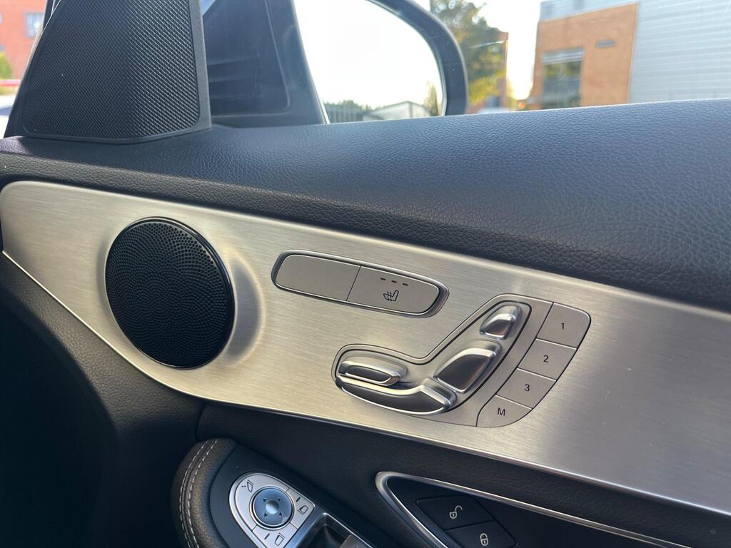 Mercedes-Benz C Class 36