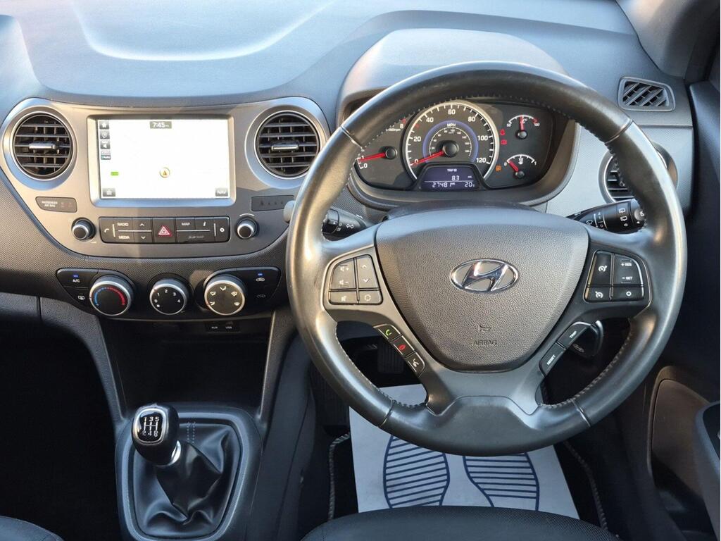 Hyundai i10 42
