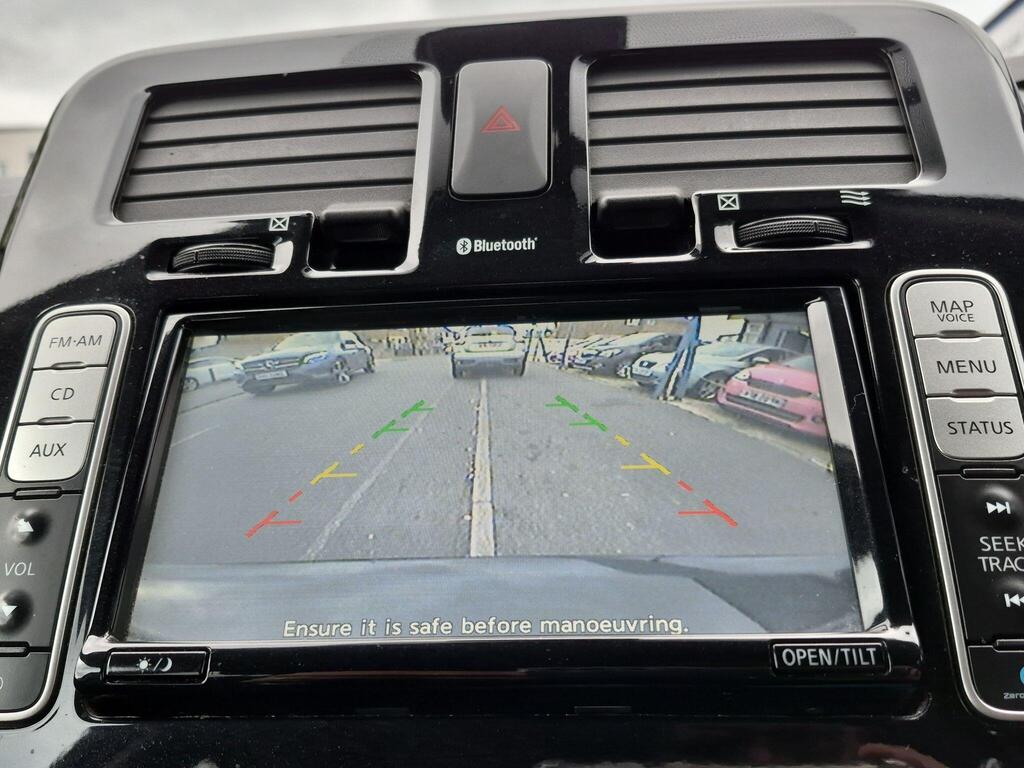 Nissan Leaf 42