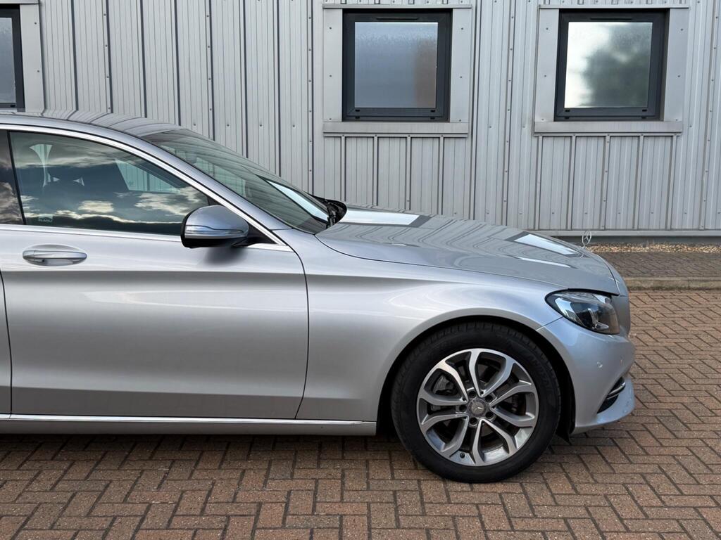 Mercedes-Benz C Class 69