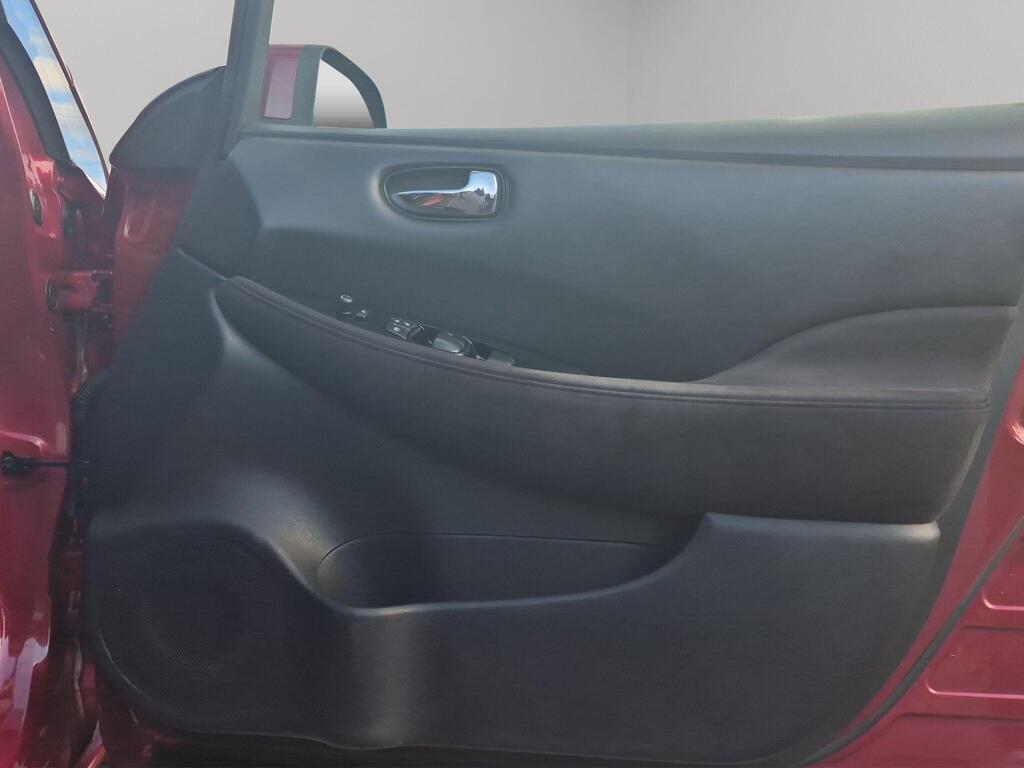 Nissan Leaf 30