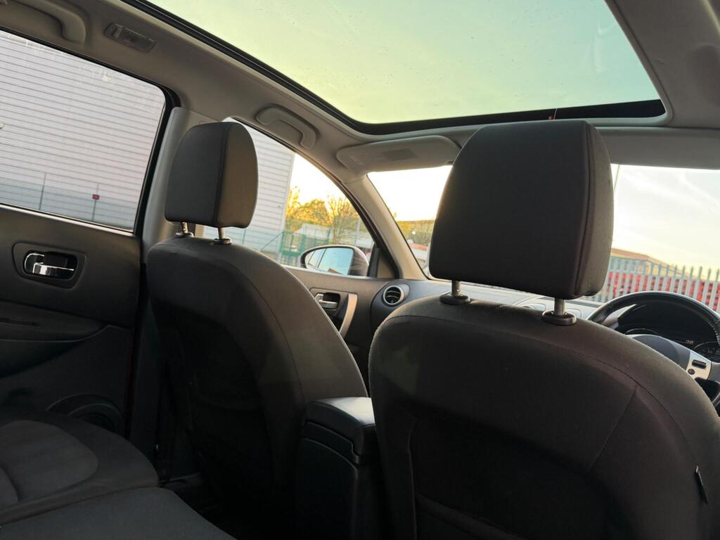 Nissan Qashqai+2 13