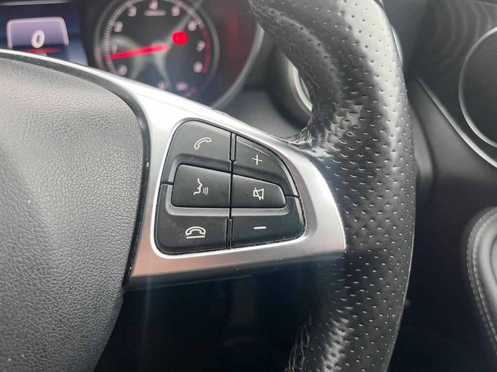 Mercedes-Benz C Class 29