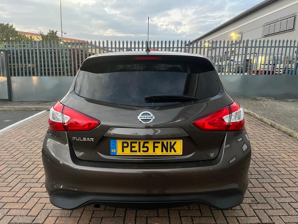 Nissan Pulsar 10