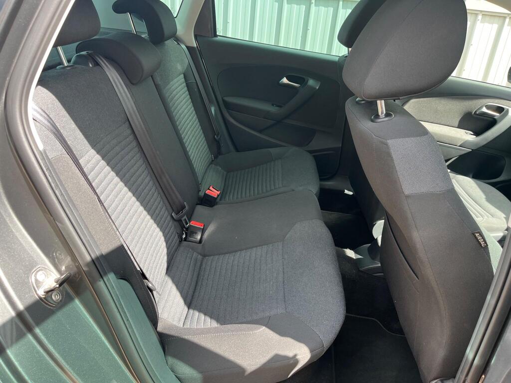 Volkswagen Polo 37