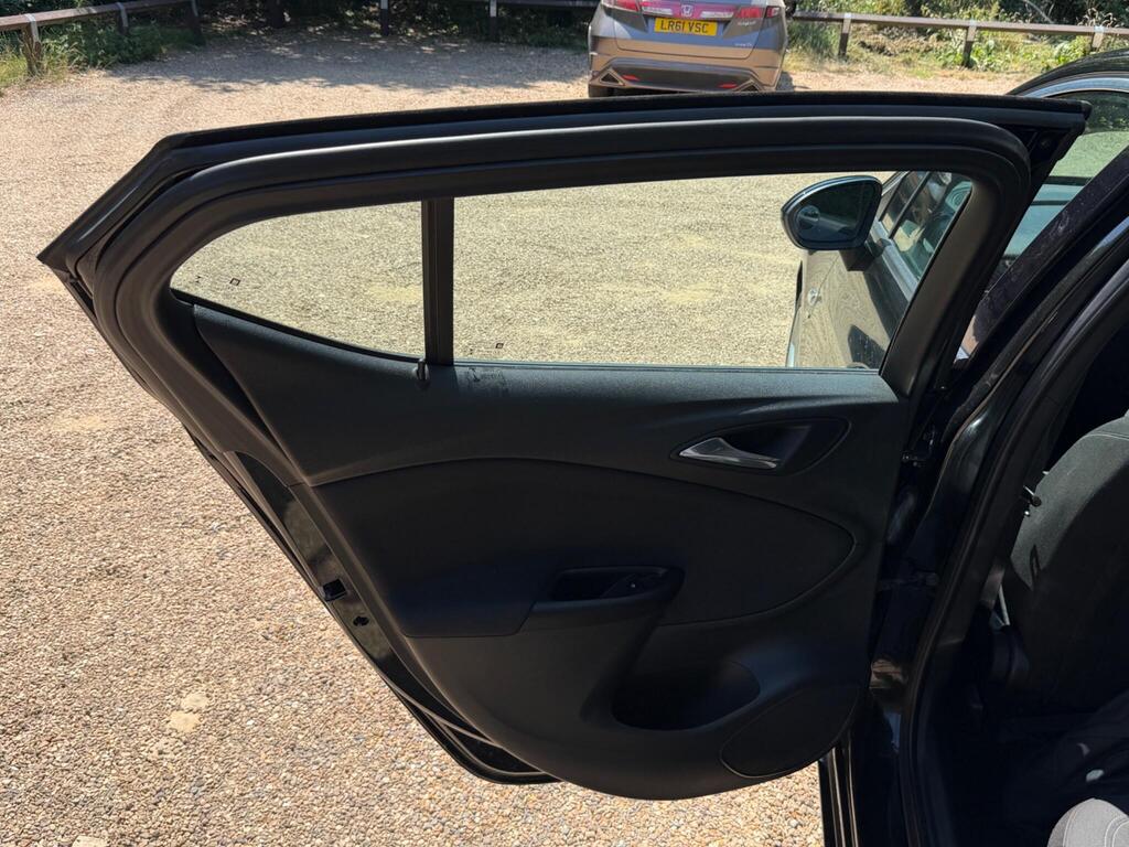 Vauxhall Astra 35