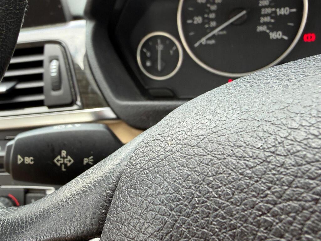 BMW 3 Series 35