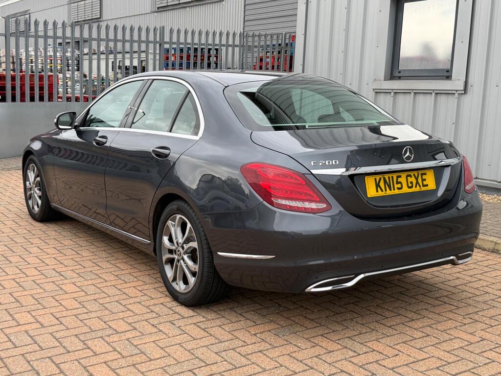 Mercedes-Benz C Class 57