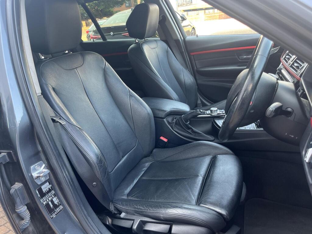 BMW 3 Series 32
