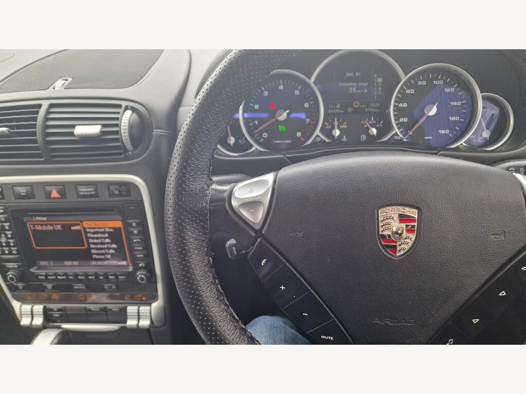 Porsche Cayenne 51