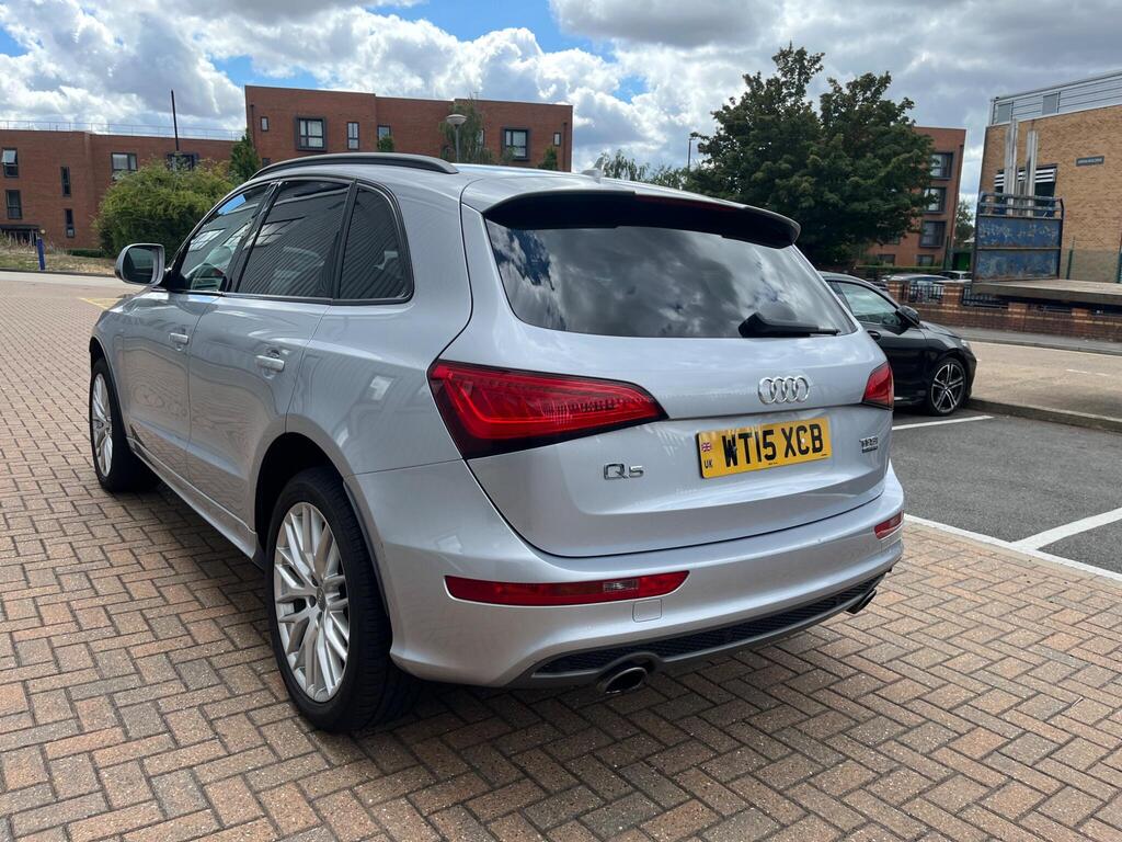 Audi Q5 4