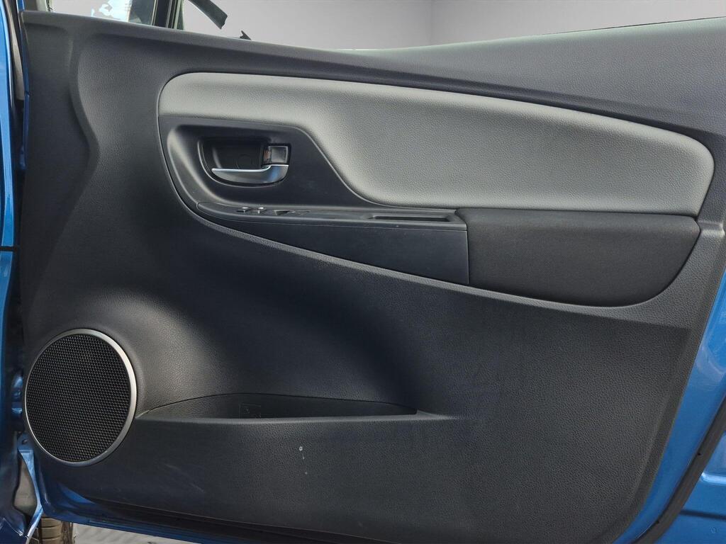 Toyota Yaris 29