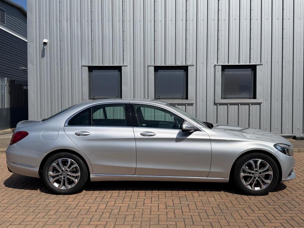 Mercedes-Benz C Class 13