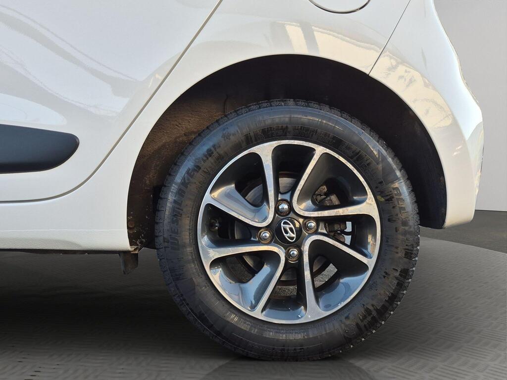 Hyundai i10 28