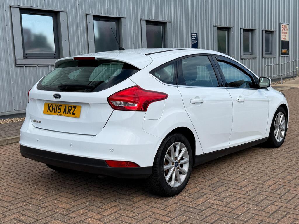 Ford Focus 12