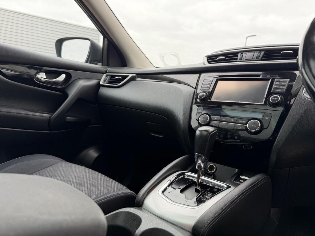 Nissan Qashqai 11