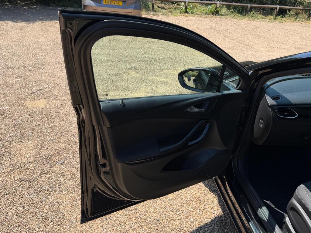 Vauxhall Astra 36