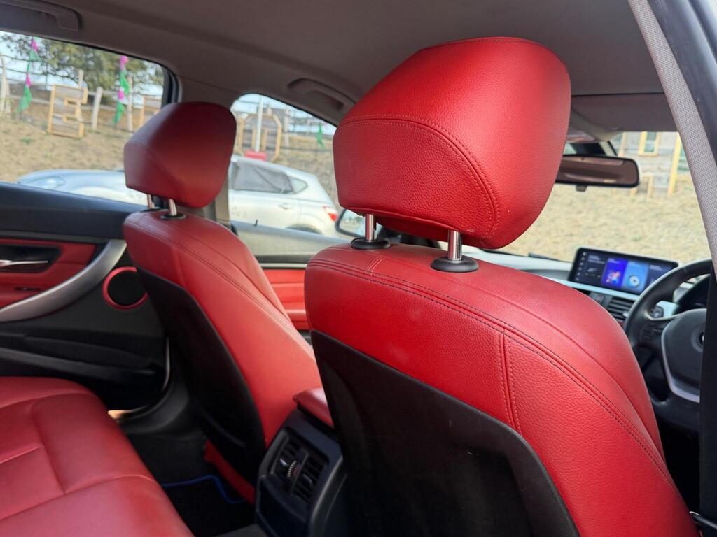 BMW 3 Series 22