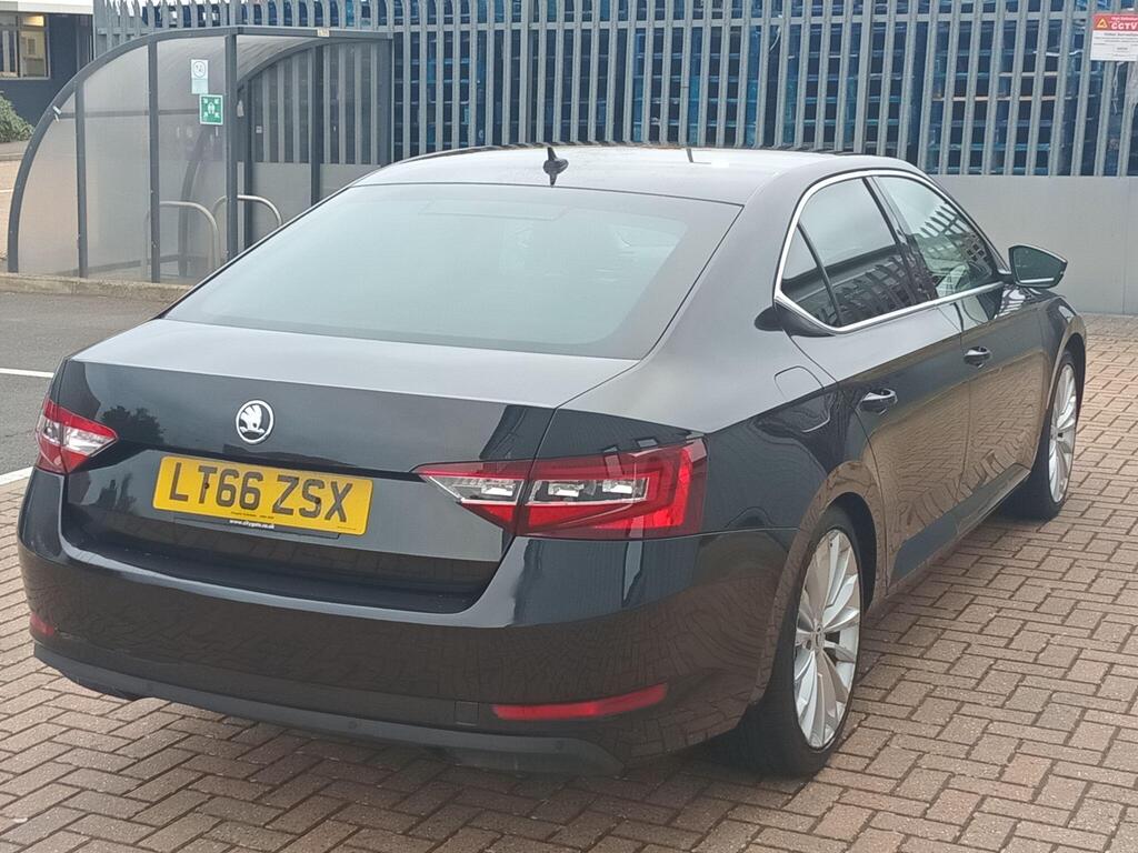 Skoda Superb 21
