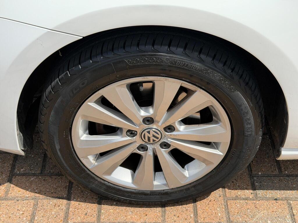 Volkswagen Golf 53