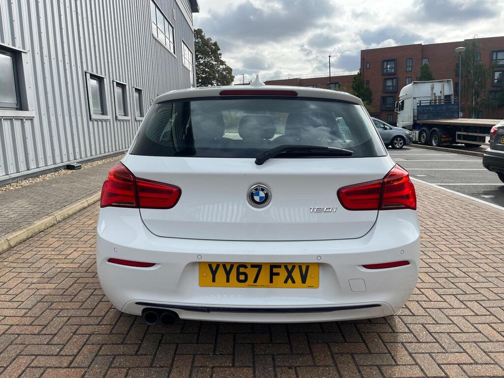 BMW 1 Series 19