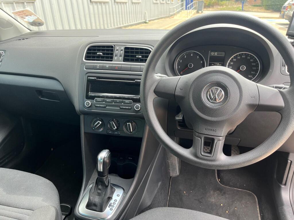 Volkswagen Polo 22