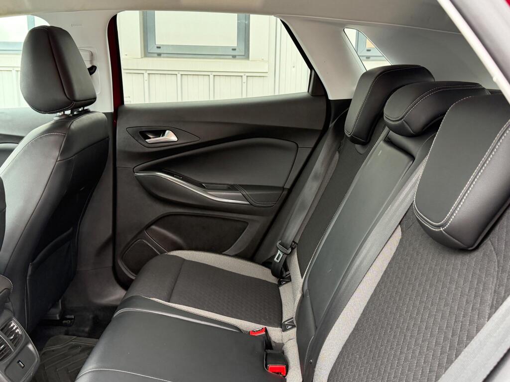 Vauxhall Grandland X 28
