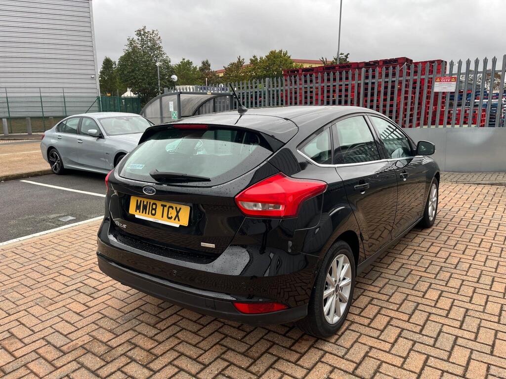Ford Focus 19