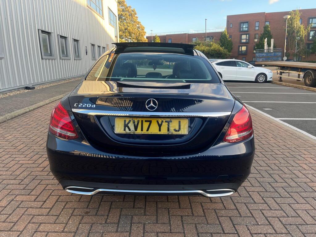 Mercedes-Benz C Class 17