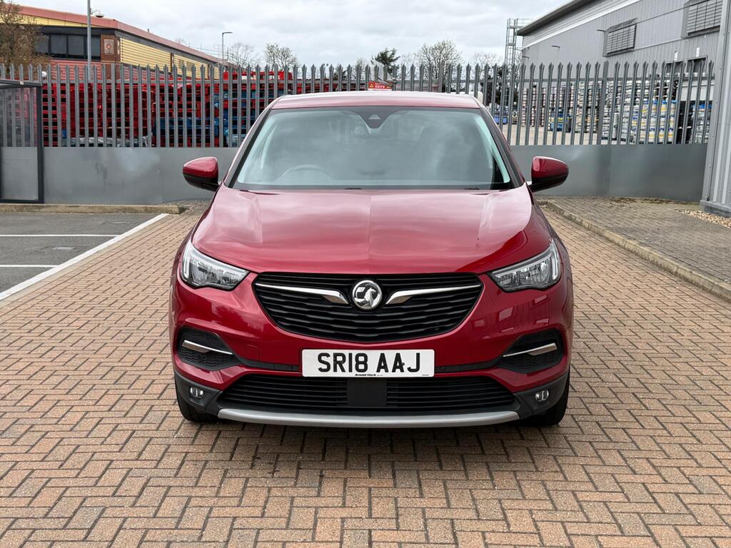 Vauxhall Grandland X 8