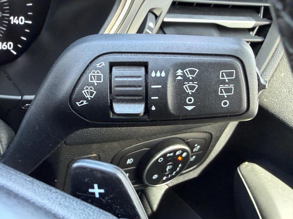 Ford Focus 32