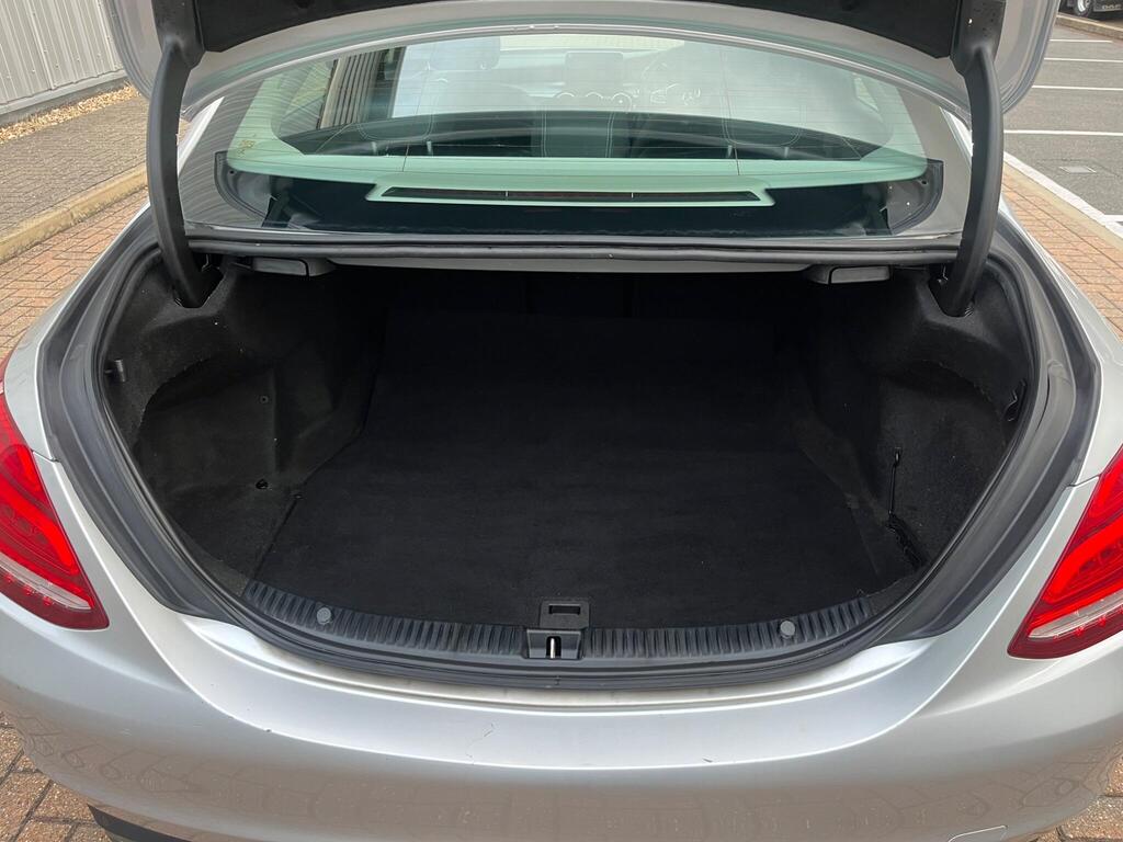 Mercedes-Benz C Class 44