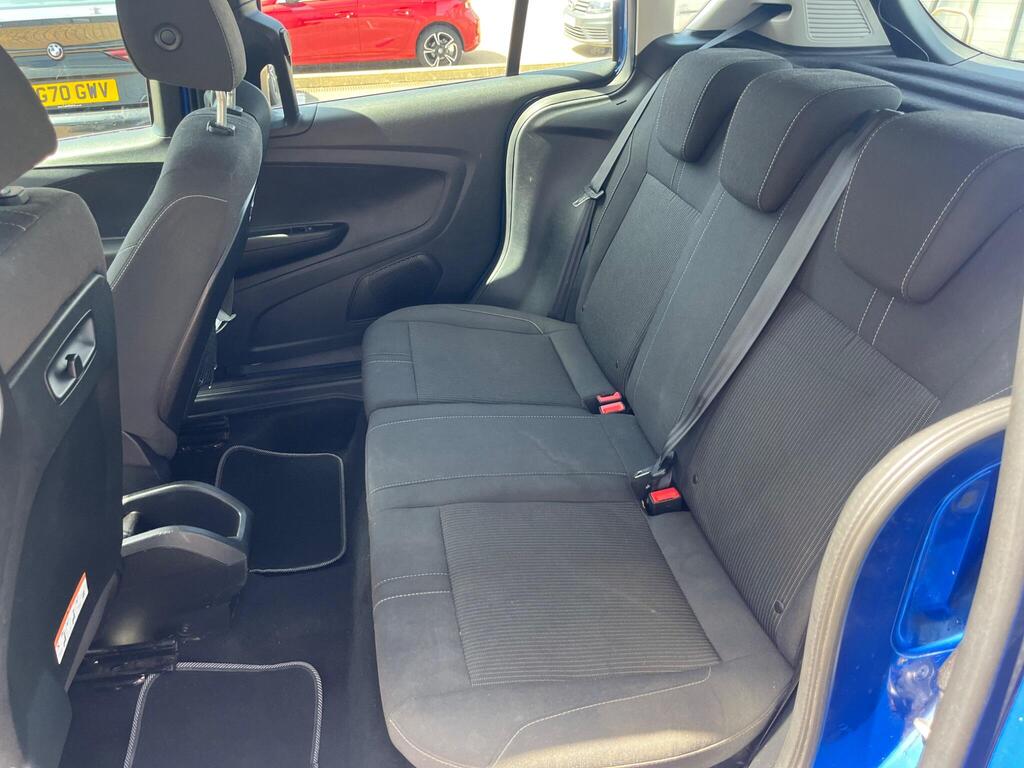 Ford B-Max 36