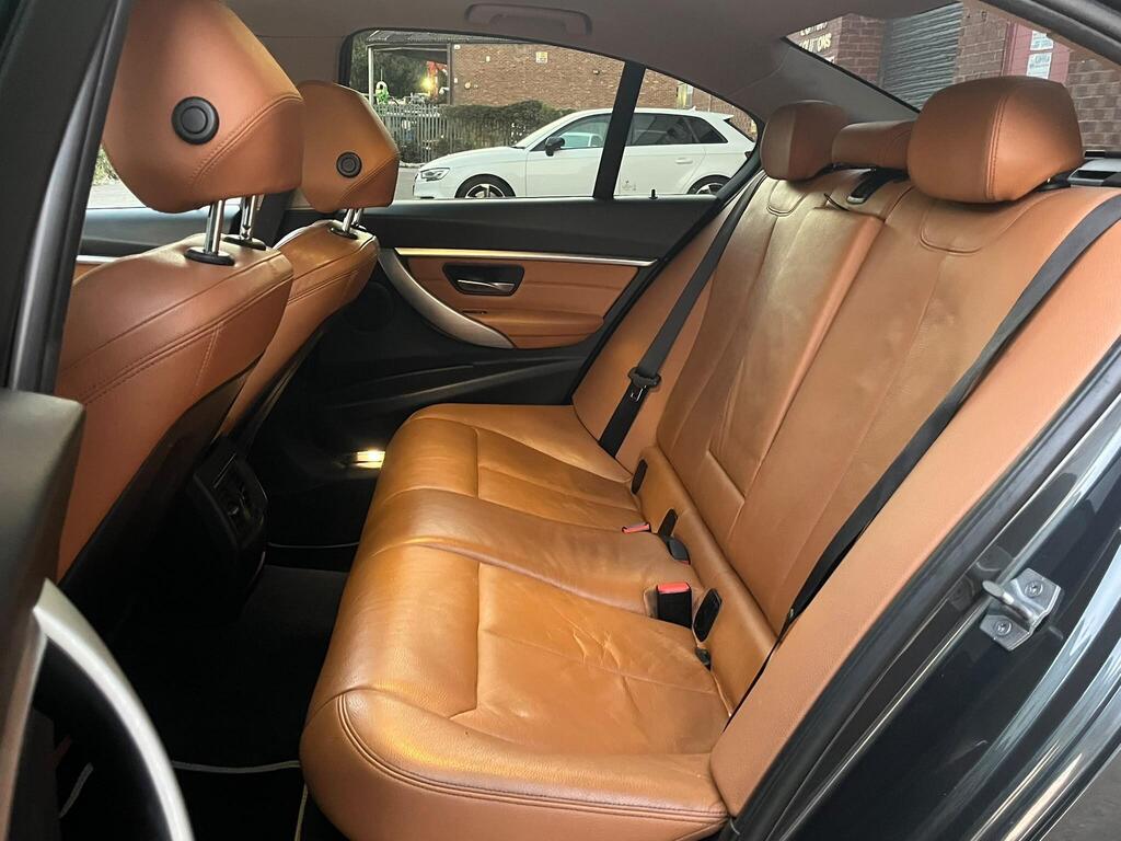 BMW 3 Series 32