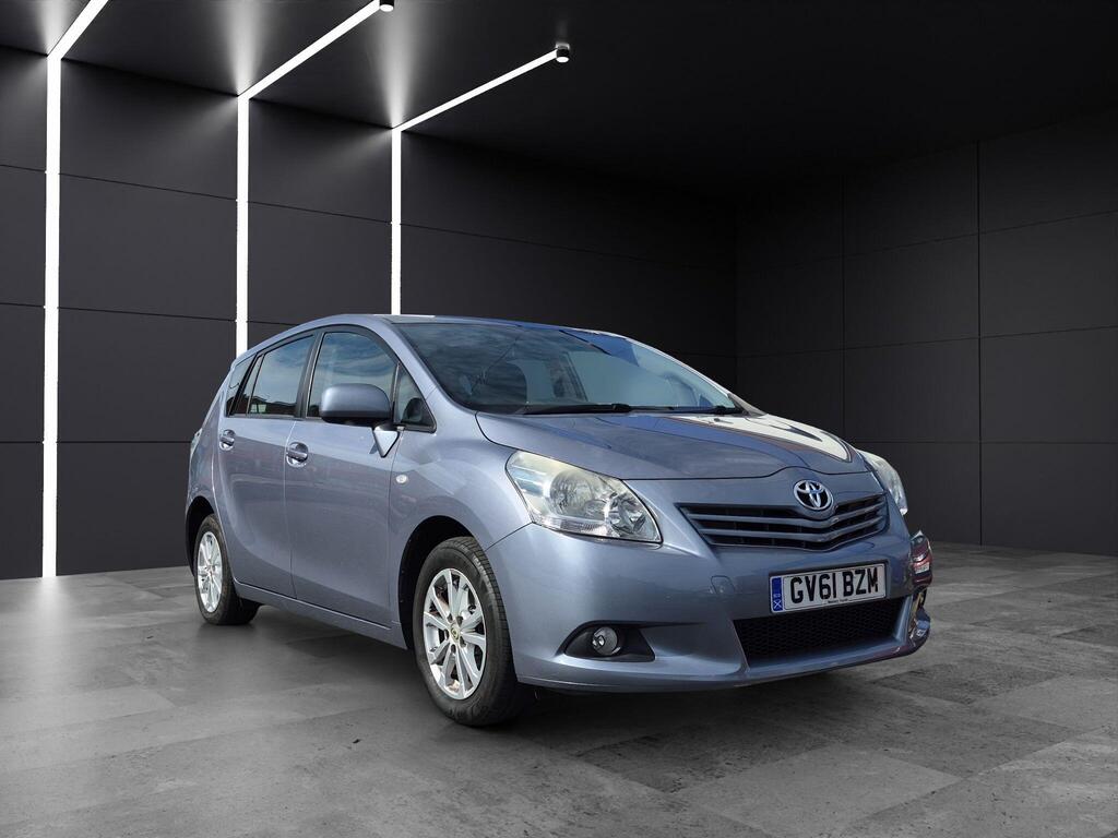 Toyota Verso 51