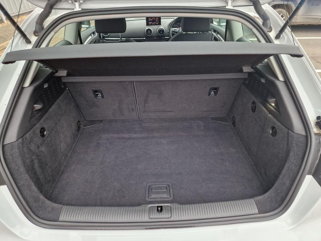 Audi A3 40